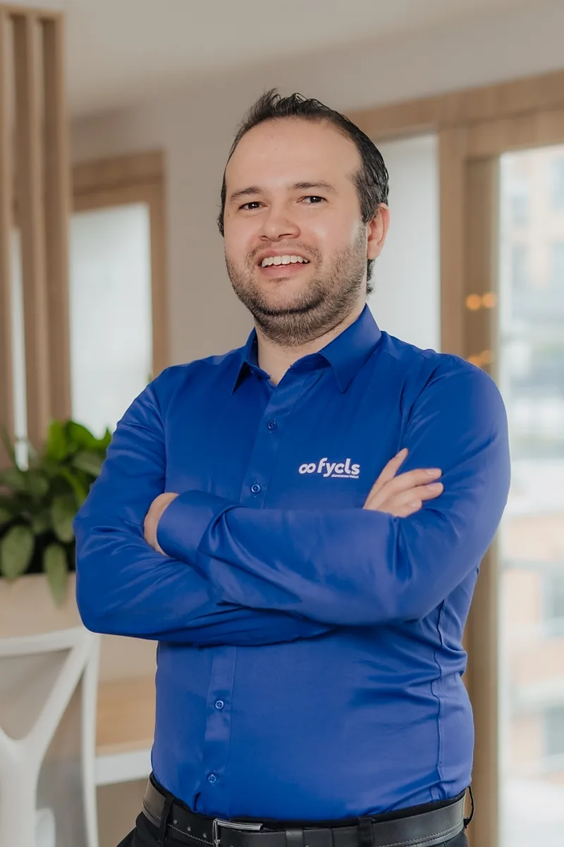 Equipo Singularidad IA: Director de Desarrollo